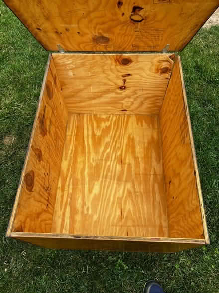 Photo of free Storage end table (Newmanstown, lebanon county) #2