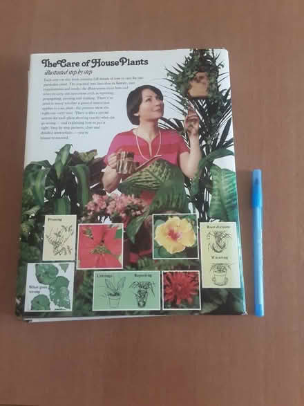 Photo of free House plant reference book (Hove BN3) #2