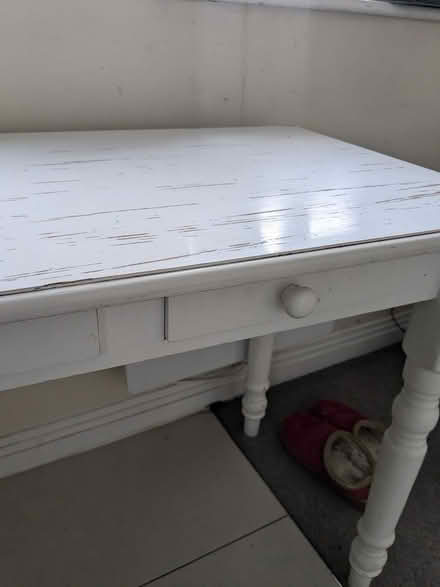 Photo of free White wooden kitchen or side table (Chesham HP5) #4