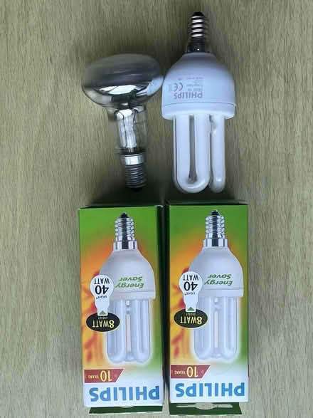 Photo of free Light Bulbs, narrow screw fitting (St Stephens AL3) #1