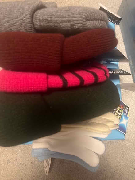 Photo of free Beanies and kids gloves (Lake Zurich) #1