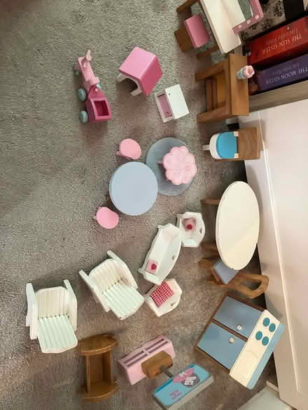 Photo of free Dolls house furniture (Wisewood S6) #1