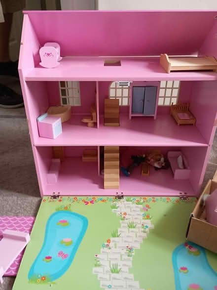 Photo of free Dolls house (Faversham Kent) #2