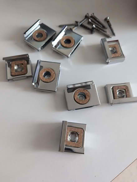 Photo of free Mirror fixings (Kennington OX1) #1