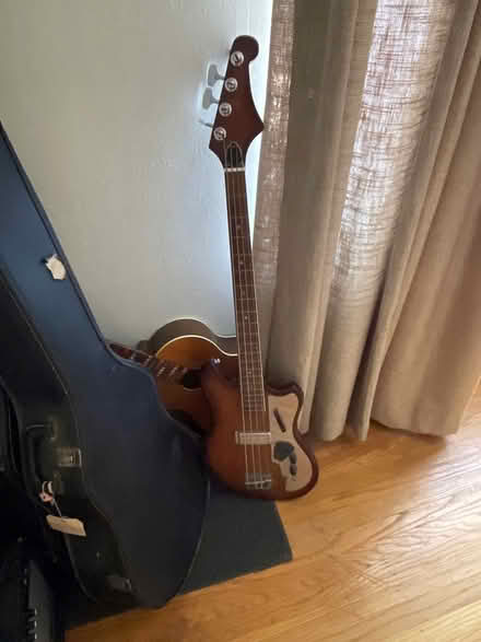 Photo of free Bass Giutar (Sunnyvale) #1