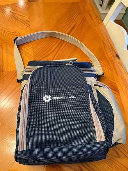 Photo of free Wine Picnic Set (McKellar) #3