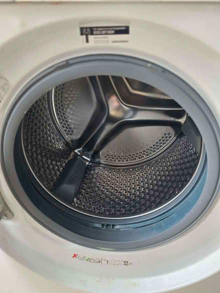 Photo of free Fully functioning washing machine (Chipping Barnet EN5) #3
