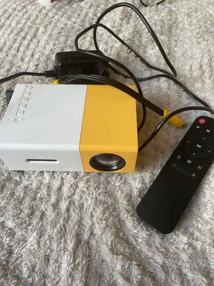 Photo of free Small projector (Mill Road CB1) #1