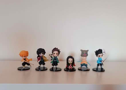 Photo of free Demon Slayer: Kimetsu no Yaiba (anime) mini-figures set (Divinity Road OX4) #1