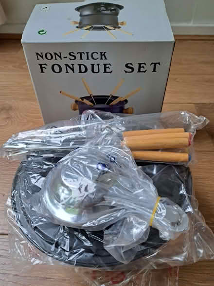 Photo of free Fondue set (Park Hill CR0) #1