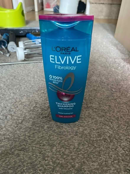Photo of free L’Oréal Elvive Fibrology shampoo (Warboys) #1