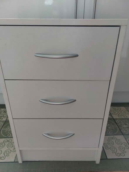 Photo of free Bedside cabinet (Leigh on Sea SS9) #2