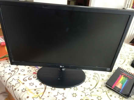 Photo of free Computer plus monitor (Sidbury EX10) #3