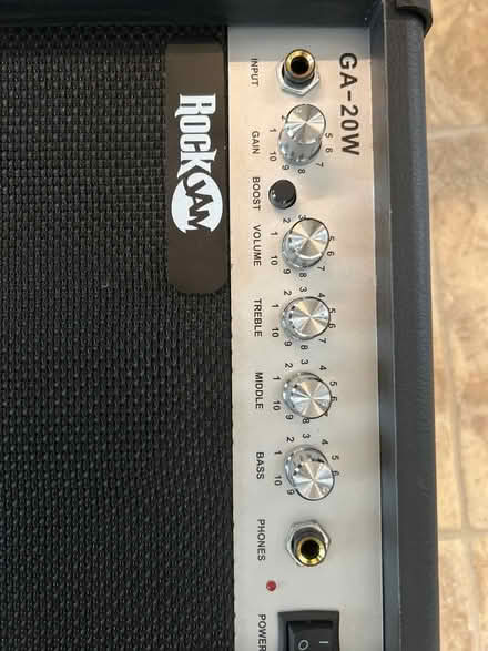 Photo of free Amplifier (Hp22 5xs) #3