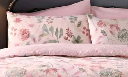Photo of Good condition Pillow cases/ duvet cover sets (Buckhurst Hill IG9) #1