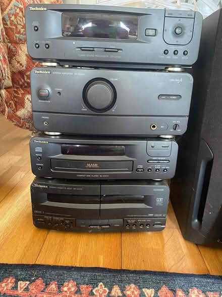Photo of free Technics Hifi System + Speakers (Hinton Martell, Wimborne) #4