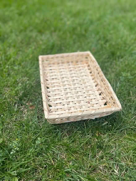 Photo of free Wicker shallow basket (Meadowvale, Mississauga) #1