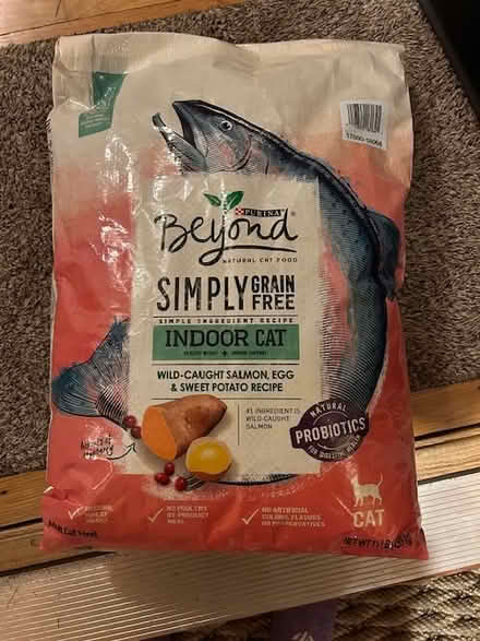 Photo of free Unopened Cat Food (North Medford) #1