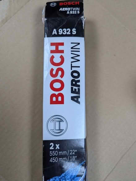 Photo of free Wiper blade - Bosch Aerotwin A932S 450mm only (North Herts SG4) #1