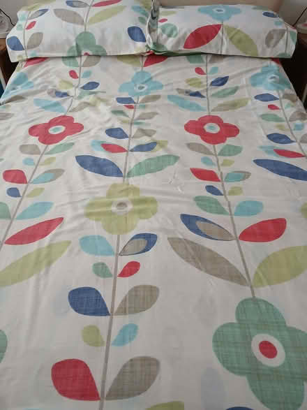 Photo of free Summer Double Duvet Set (Arlesey SG15) #1