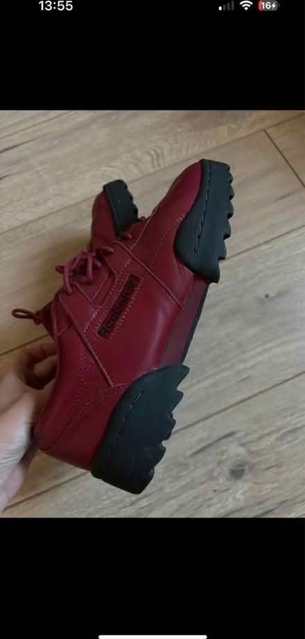 Photo of free Reebok shoes uk 4.5 (N15) #2