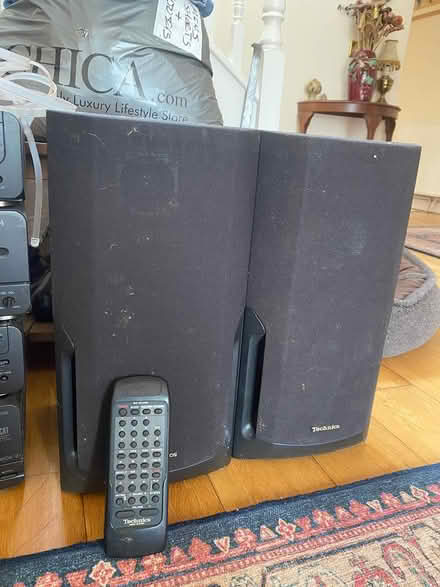 Photo of free Technics Hifi System + Speakers (Hinton Martell, Wimborne) #2