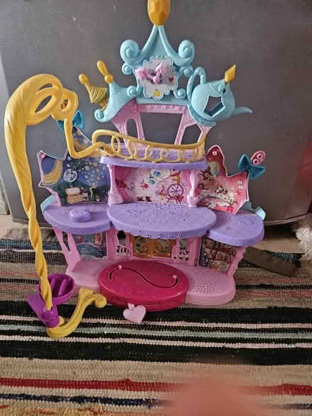 Photo of free Some princess castle (Milton Keynes central,mk 6) #1