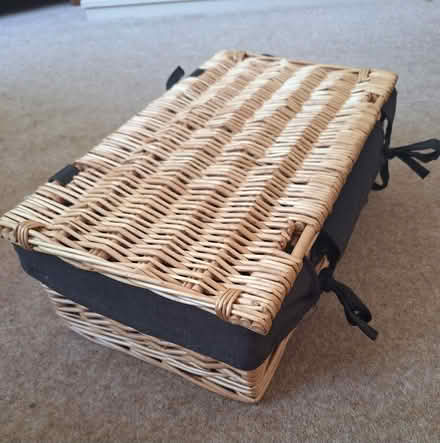 Photo of free Wicker Basket - Hamper / Picnic (Ossett WF5) #2