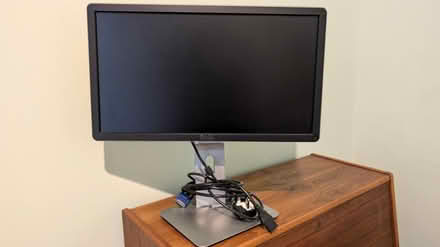 Photo of free 24 inch Dell screen (Gipsy Hill SE19) #1