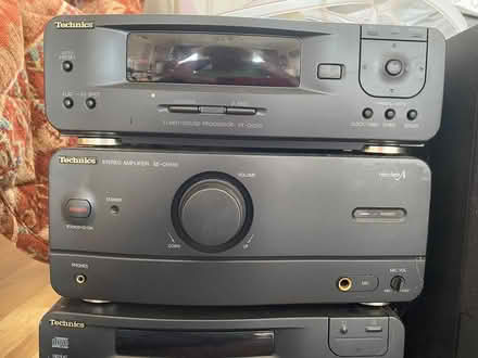 Photo of free Technics Hifi System + Speakers (Hinton Martell, Wimborne) #3