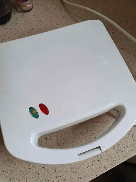 Photo of free Sandwich Toaster (Carshalton SM5) #3