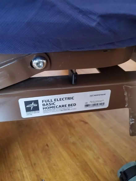 Photo of free Hospital Bed (11422) #4
