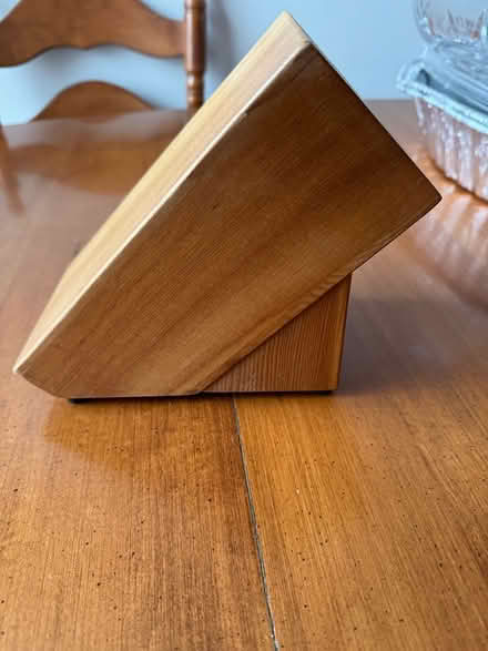 Photo of free Knife block (Mississauga road and wanless) #2