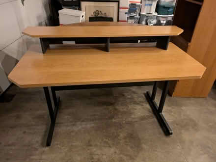 Photo of free Desk Set (Sunnyvale - Serra Park) (Sunnyvale (Serra Park)) #1