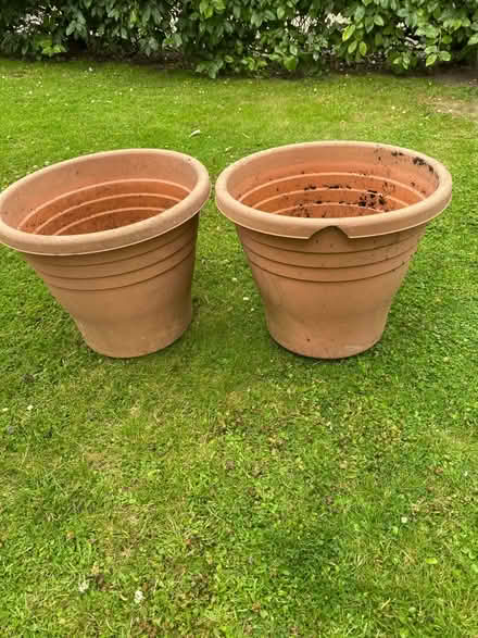 Photo of free Large plastic garden pots (central Steyning) #1