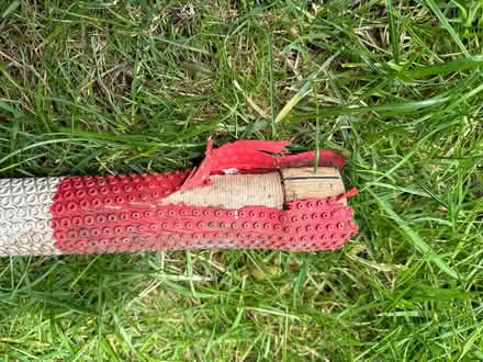 Photo of free Adult cricket bat (Horsham RH13) #3
