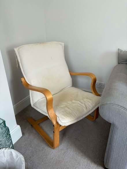 Photo of free Curved plywood chair (Oxford OX2) #1