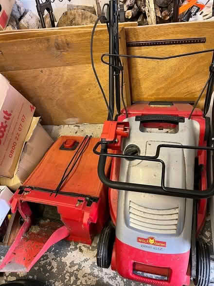 Photo of free Lawnmower for parts/ grass box. (Hincaster LA7) #1