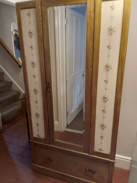 Photo of free Wardrobe/Cupboard With Drawer (Tideswell SK17) #1