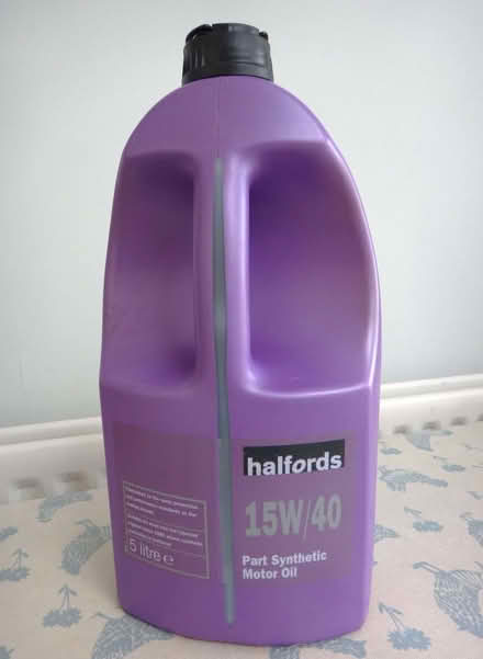 Photo of free Unopened 5 litres Halfords15W/40 ENGINE OIL. Semi synthetic (Blackhall EH4) #1