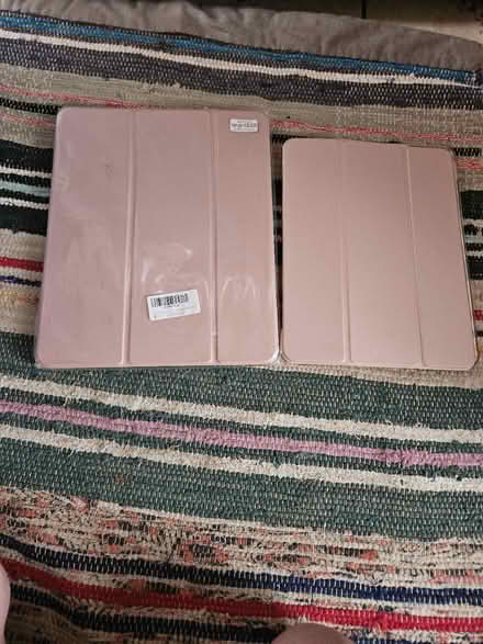 Photo of free IPad cases (Milton Keynes central,mk 6) #2