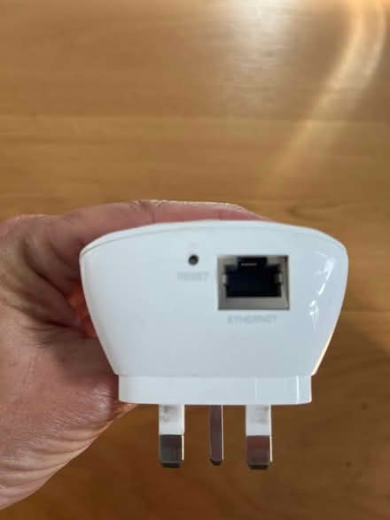 Photo of free TP Link wifi extender (Colliers Wood SW19) #3