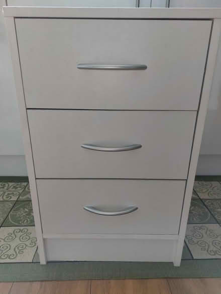 Photo of free Bedside cabinet (Leigh on Sea SS9) #1