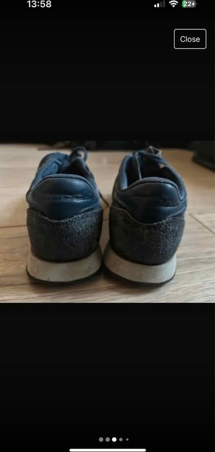 Photo of free Reebok shoes uk 4 (N15) #3
