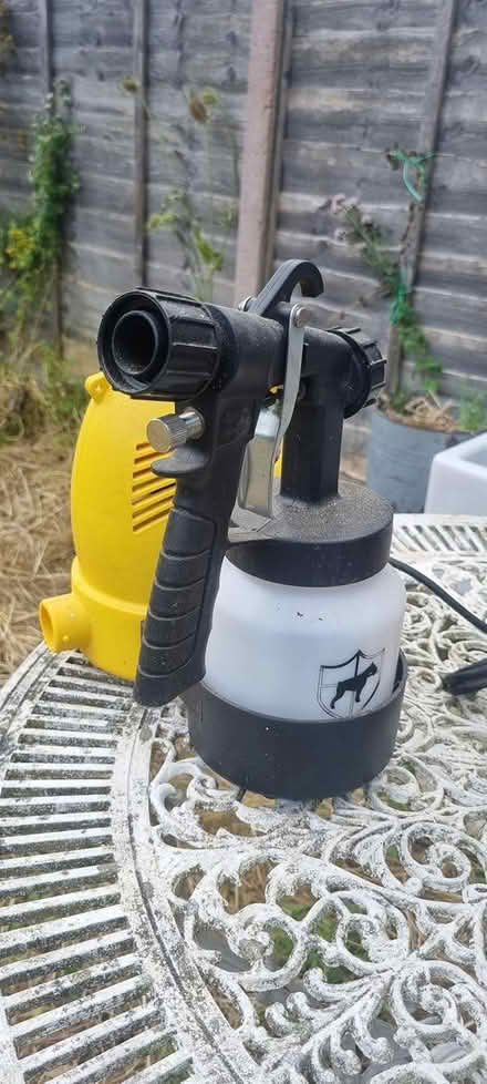 Photo of free spray paint (PO18) #1