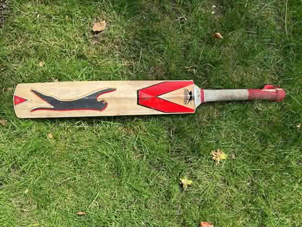 Photo of free Adult cricket bat (Horsham RH13) #2