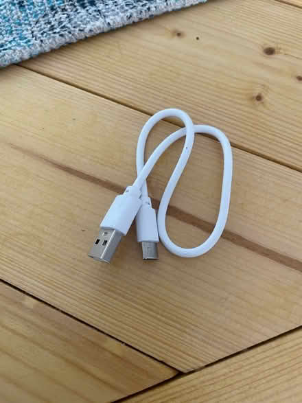 Photo of free USB-C / USB (short) cable (BH2 6LT) #1