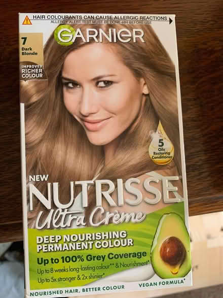 Photo of free Nutrisse hair dye - Dark Blonde. (The Goggin SY8) #1