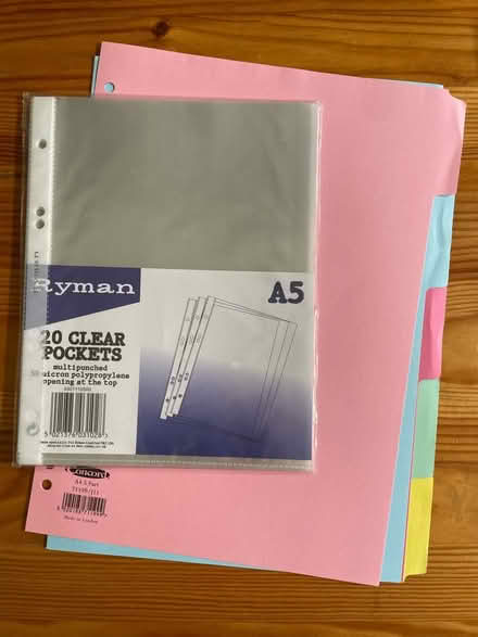Photo of free A4 + A5 pockets/sleeves + dividers (E10) #1