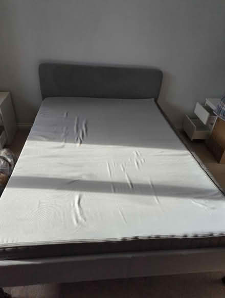 Photo of free Double bed and mattress (KT3 new malden) #1